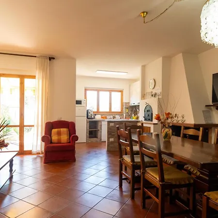 Jenny - Via Vittorio Minelli * Passignano sul Trasimeno