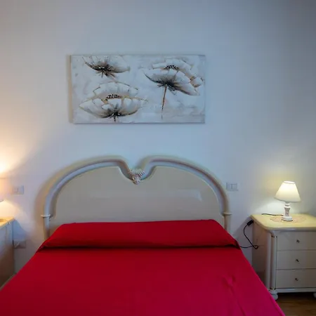 Slow Life La Casa Sul --- Di Jenny Via Vittorio Minelli Completamente Climatizzata Lägenhet *