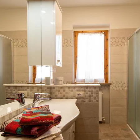 Slow Life La Casa Sul --- Di Jenny Via Vittorio Minelli Completamente Climatizzata Lägenhet