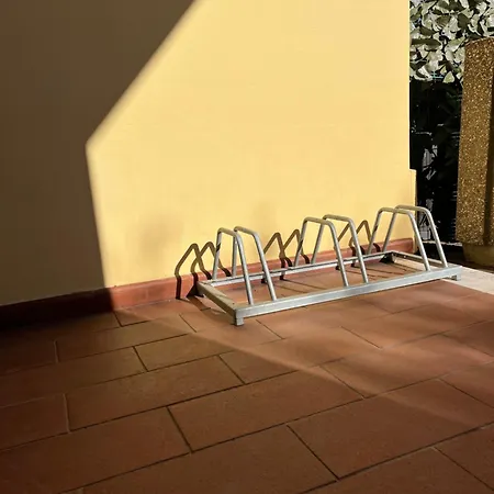 Slow Life La Casa Sul --- Jenny Via Vittorio Minelli *