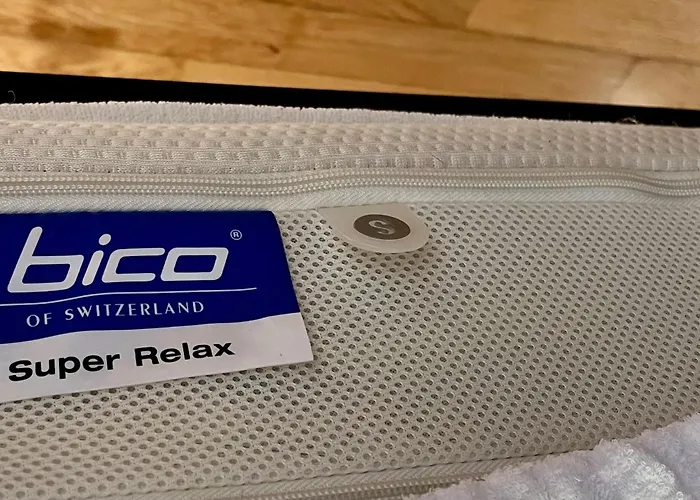 Jenny - Via Vittorio Minelli